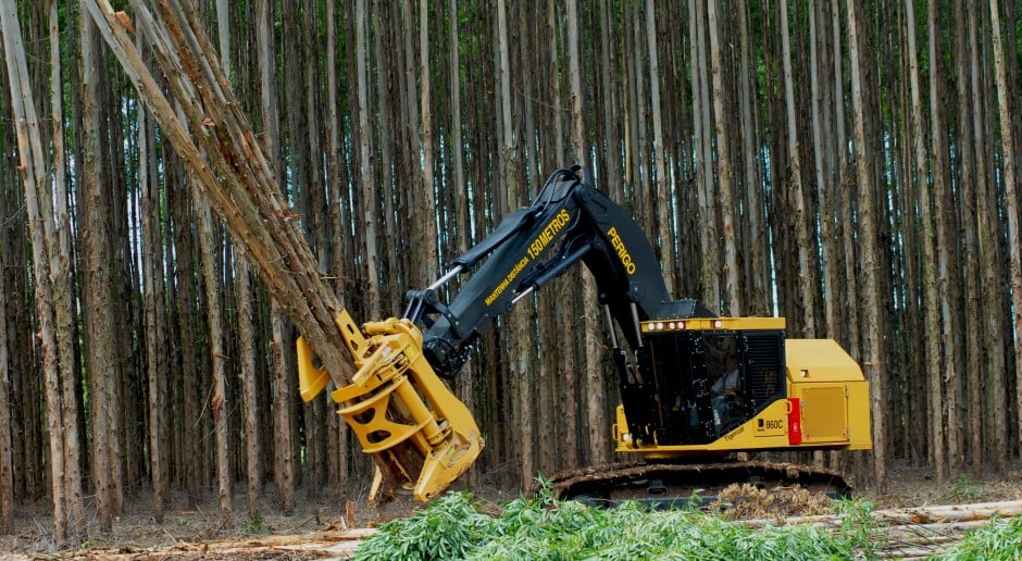 Feller-Buncher-construction-vehicle-gps-tracking